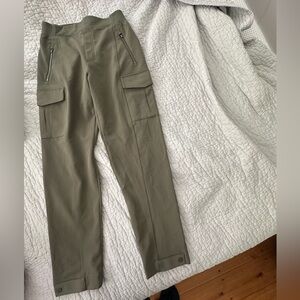ATHLETA— Cargo Pant